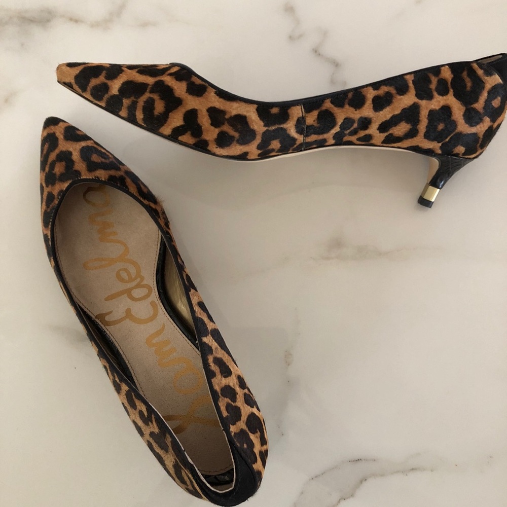 Sam Edelman calf haired leopard print small heels